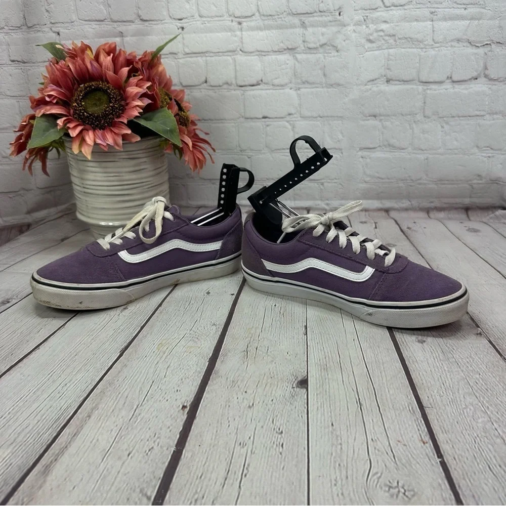 Vans off the wall Purple Low-Top old skool Sneakers suede textile Missy Sz 4